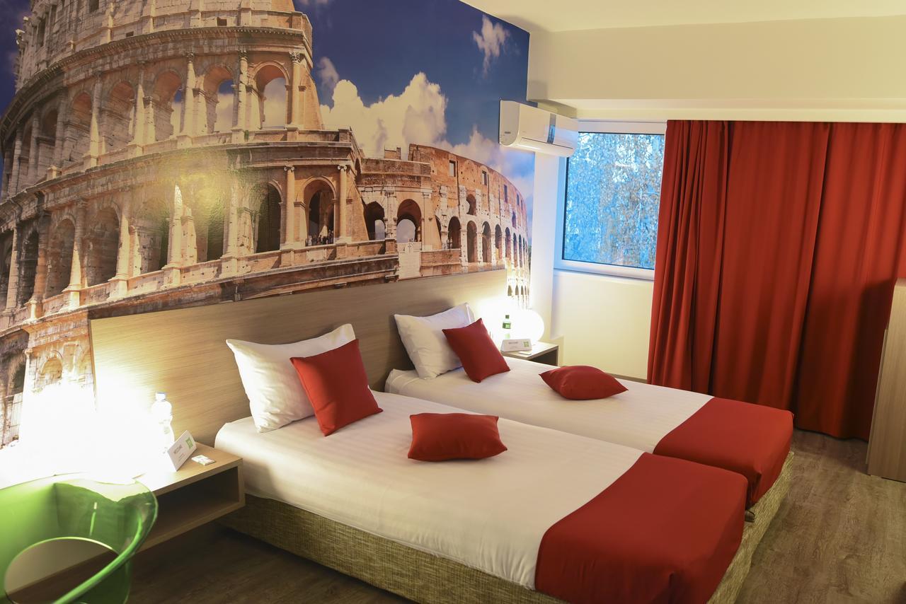 Ibis Styles Skopje Hotel Eksteriør billede